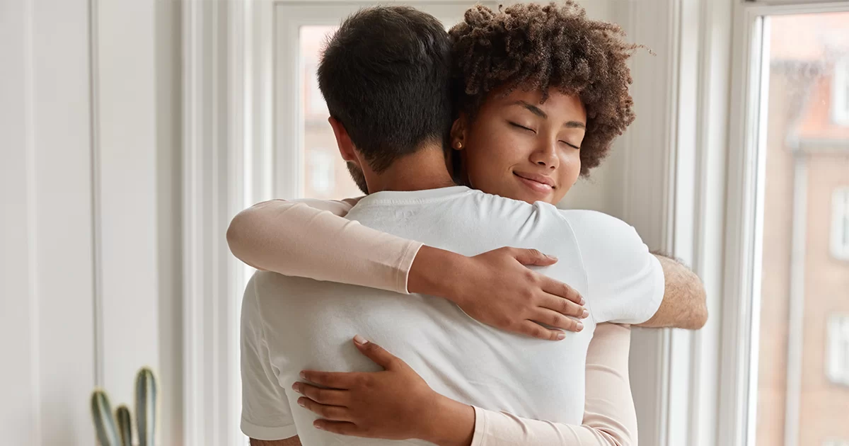 Monogamia e Não Monogamia: Diferenças, Vantagens e Como Escolher o Melhor Estilo de Relacionamento